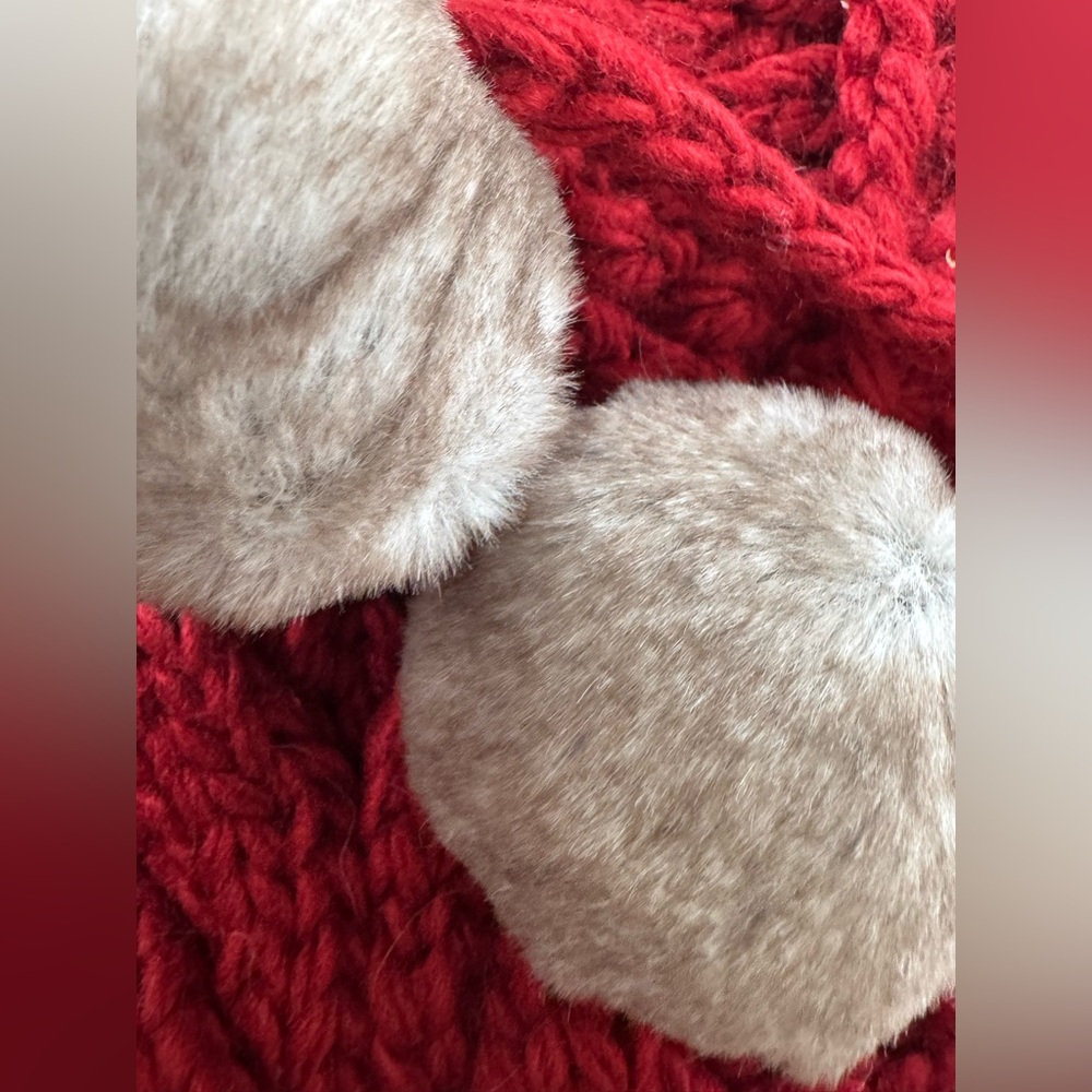💥UGG Red Knit Christmas Stocking - Picture 5 of 7